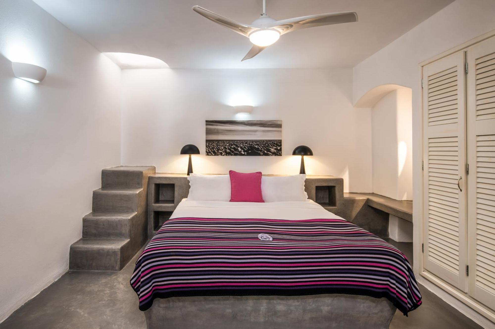 Anema Boutique Hotel & Villas Santorini Vourvoulos ภายนอก รูปภาพ